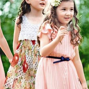 菓子女童服饰系列用品邀您加盟