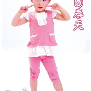 厂家直销 经典款式hello kitty可爱女孩连身裙 女童百褶裙 童裙