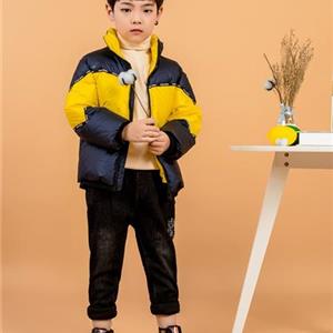 皇室童缘童装男童夏季短袖T恤供应