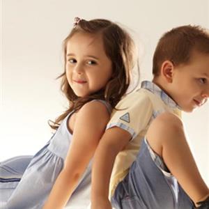 路西米儿童装为加盟商提供一站式产品服务|路西米儿加盟优势 路西米儿童装为加盟商提供一站式产品服务|路西米儿加盟优势