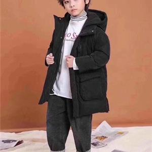 小嗨皮童装加盟  低价供货、整店输出！