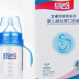 艾卓尔牌”系列婴幼儿用品深受国内外消费者的喜爱