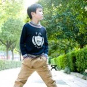 周口童装批发代理 ， 高品质－五色藤服饰