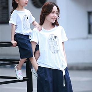 亲子装标志性品牌天使舞台诚邀加盟合作
