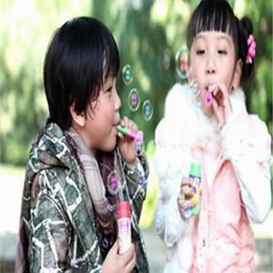 麦肯邦尼服饰有限公司
