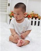 幸运啦啦童装产品图片