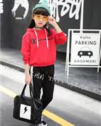 同年同月童装产品图片