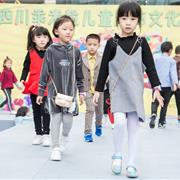 乖米粒童装知识城3G广场T台走秀精彩上演