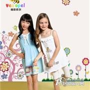 维欧佩尔2012新品童装 给孩子一个五彩的美丽世界