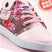 哪吒联名系列,态度小孩释放最强元气 哪吒联名系列,态度小孩释放最强元气