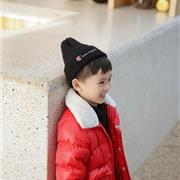 贝贝依依：寒冬来袭！你少了一件暖呼呼又抢眼的羽绒服