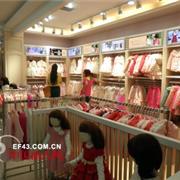 妞宝品牌童装成都店开业及店面小型订货会正在进行中