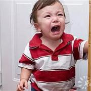 越位：孩子一不满足就发脾气哭闹？