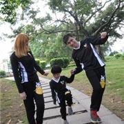 呵护家庭的温馨和幸福 2+1品牌亲子装