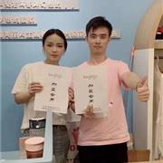 热烈欢迎 浏阳比一比购物中心杨总加盟金果果童装！