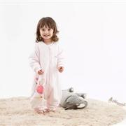 麦吉安琪婴幼童装品牌 专注做服装，我们是认真的