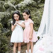 小女孩怎么穿更可爱 女生的气质从小培养