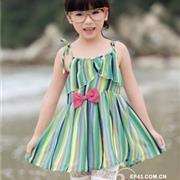 孩子去海边穿什么  海边度假穿衣搭配