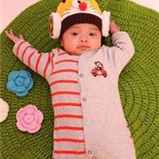 绍琦婴幼儿童装爬服 舒适又实惠
