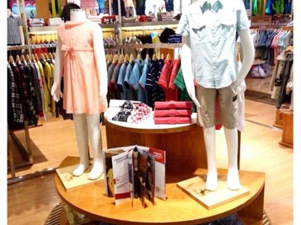 比尔叔叔童装店铺展示