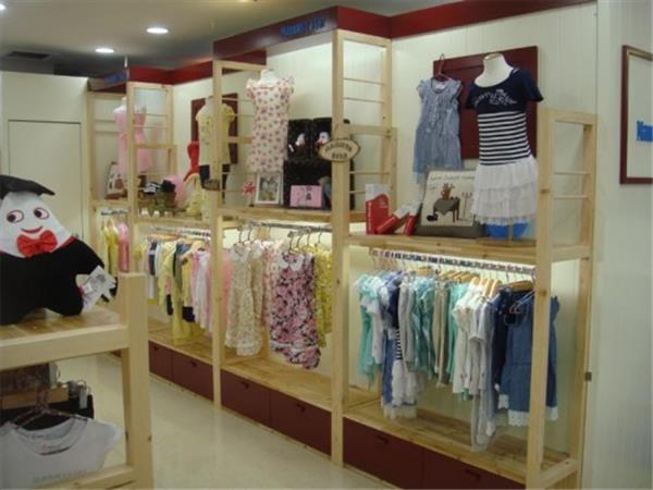 妈咪之星童装店铺展示