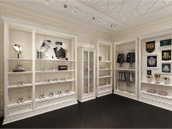 克劳斯顿童装店铺展示