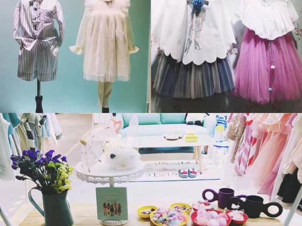 Nouvelle kids童装店铺展示