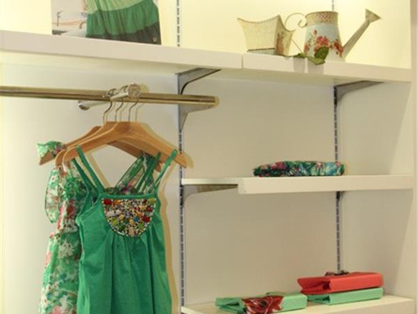 米芝儿童装店铺展示