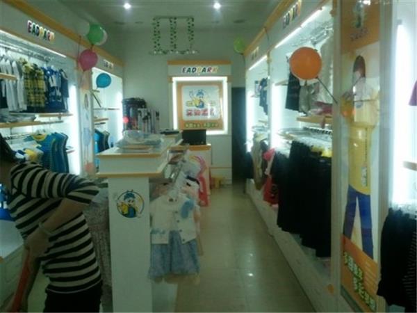 艾迪派克童装店铺展示