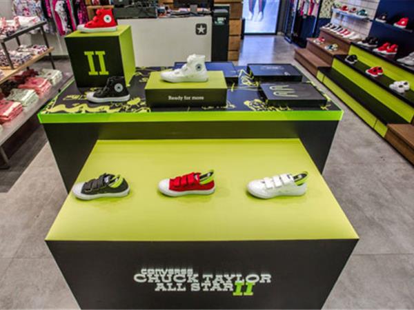 converse（匡威）童装店铺展示