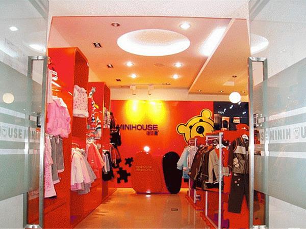 迷你屋童装店铺展示