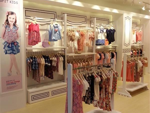 SFITKIDS童装店铺展示