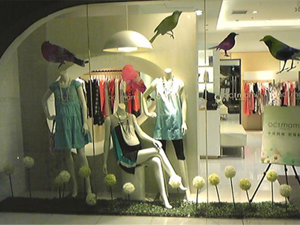 十月妈咪童装店铺展示