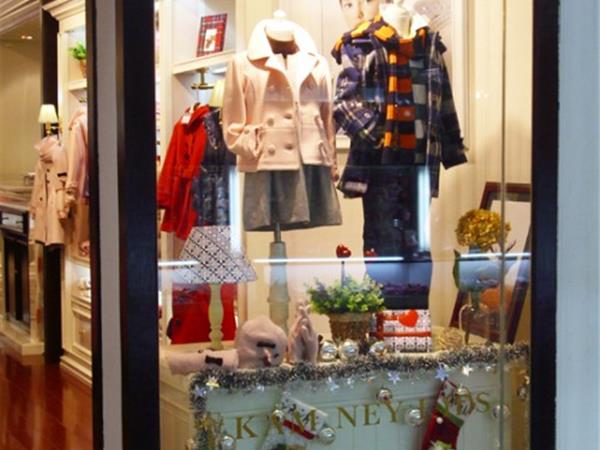 卡米尼童装店铺展示