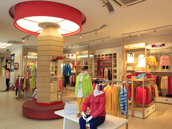 铅笔俱乐部童装店铺展示