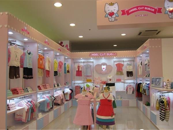 天使猫童装店铺展示