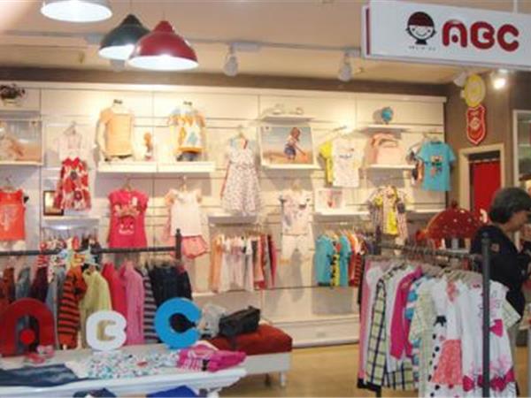 ABC童装店铺展示