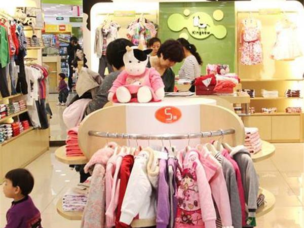 小笑牛童装店铺展示
