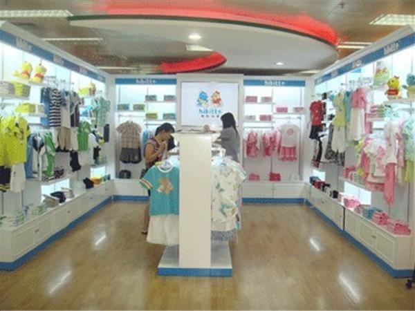 哈利比蒂童装店铺展示