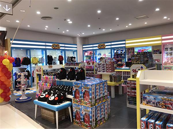 超级飞侠童装店铺展示