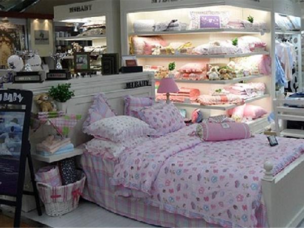 梦洁宝贝童装店铺展示