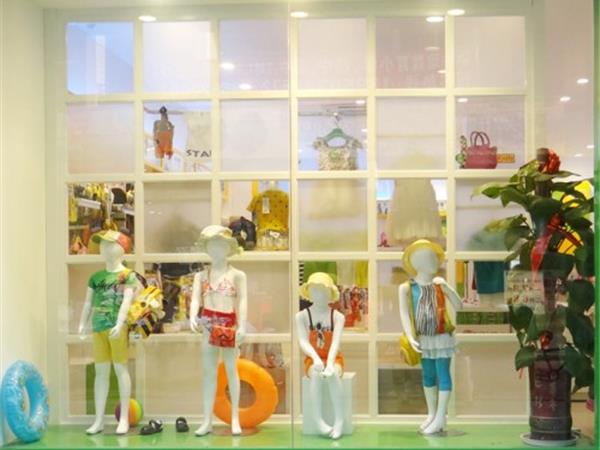 小乖在线童装店铺展示