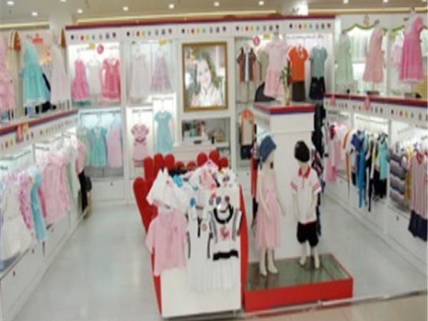 米酷儿童装店铺展示