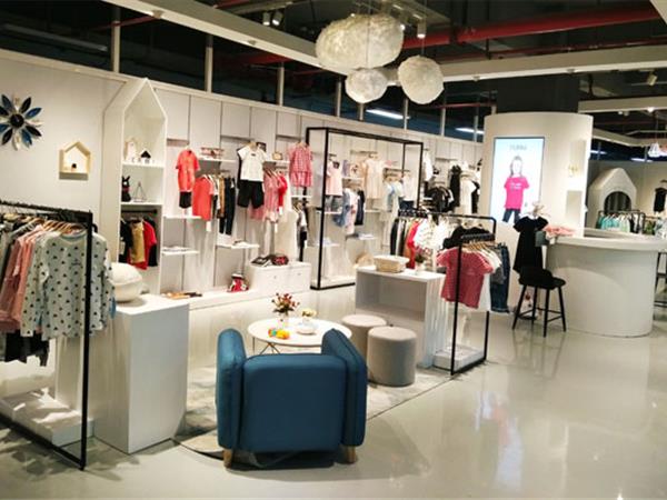 淘帝童装店铺展示