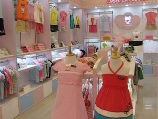 天使猫童装店铺展示