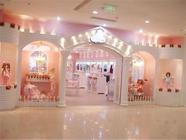丑丑童装店铺展示