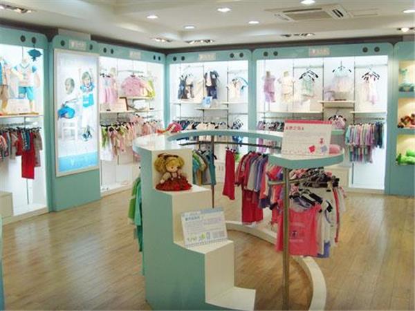 哆咪兔童装店铺展示