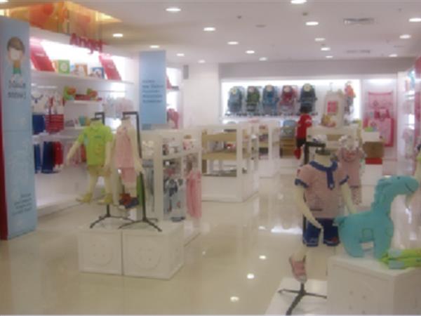 小天使童装店铺展示