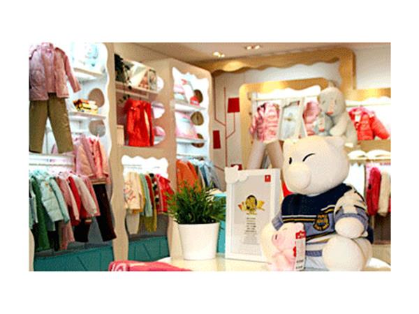 小兔堡童装店铺展示