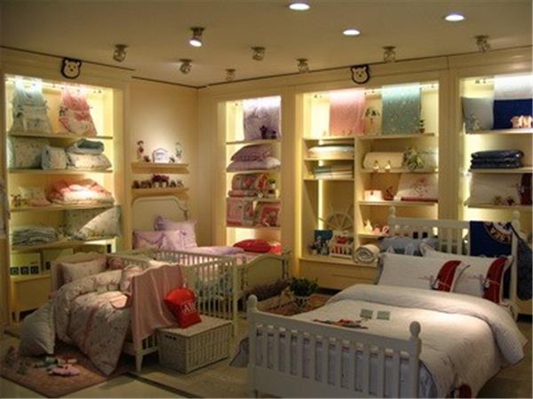罗莱KIDS童装店铺展示